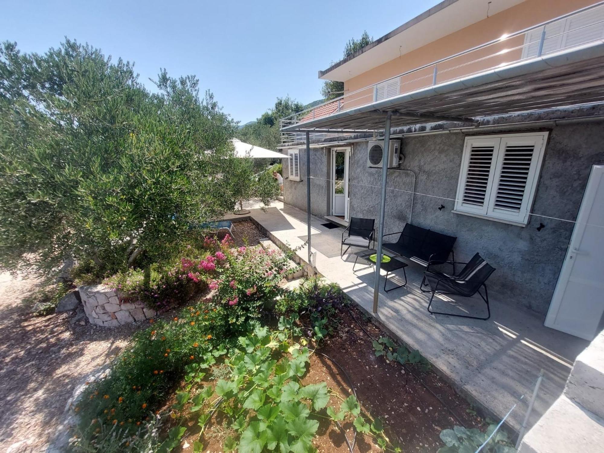 Apartments By The Sea Zuronja, Peljesac - 13202 Putniković Екстериор снимка